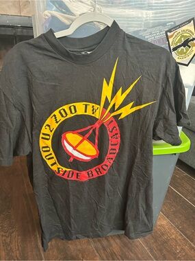 U2  Outside the Broadcast Tour 1992 Black graphic Tee vintage tour shirt